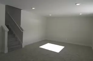 15710 Hawley Dr, Grand Haven, MI 49417 - Photo 21