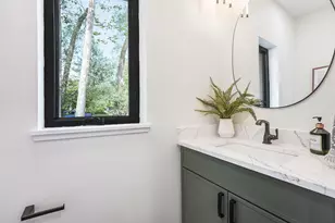 2335 Elinor Ln SE, Grand Rapids, MI 49506 - Photo 17