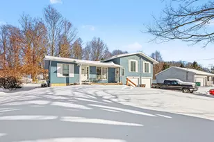 1315 S Hanover St, Hastings, MI 49058 - Photo 3