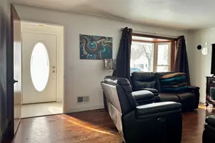 1223 Parchmount Ave, Kalamazoo, MI 49004 - Photo 5