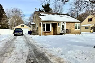 1223 Parchmount Ave, Kalamazoo, MI 49004 - Photo 3