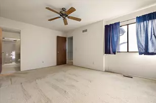 8315 Clay Ct, Sterling Heights, MI 48313 - Photo 25