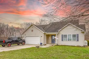 981 Generic Dr, Quincy, MI 49082 - Photo 1