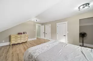 209 N Pleasant St, Jackson, MI 49202 - Photo 23