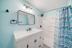 209 N Pleasant St, Jackson, MI 49202 - Photo 13