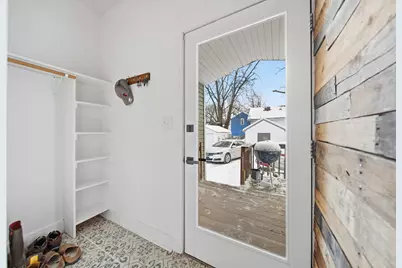 209 N Pleasant Street, Jackson, MI 49202 - Photo 17