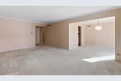 27636 E Echo Valley E #136, Farmington Hills, MI 48334 - Photo 13