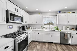 29413 Saddlebred Ln, Dowagiac, MI 49047 - Photo 5