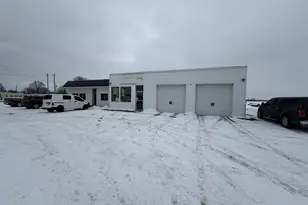 24977 US-12, Sturgis, MI 49091 - Photo 1