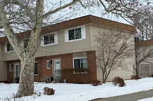 410 Riverbend Dr, Milan, MI 48160 - Photo 3