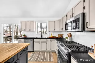 15367 Lincoln St, Grand Haven, MI 49417 - Photo 9