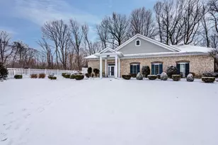 3061 Riverview Ln, Benton Harbor, MI 49022 - Photo 27