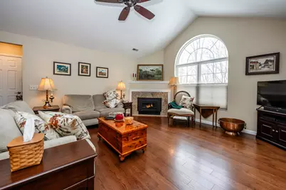 3061 Riverview Lane, Benton Harbor, MI 49022 - Photo 5