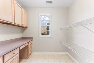 28471 Carlton Way Dr, Novi, MI 48377 - Photo 25