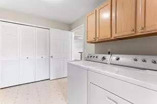 28471 Carlton Way Dr, Novi, MI 48377 - Photo 27