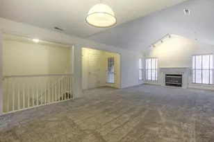 28471 Carlton Way Dr, Novi, MI 48375 - Photo 5