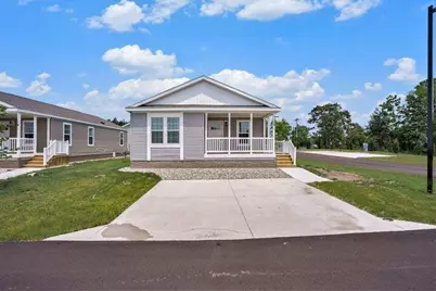 1283 E Ellis Road #13, Norton Shores, MI 49441 - Photo 1