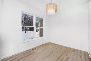 9618 Sebring Dr, Portage, MI 49002 - Photo 7