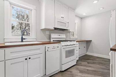 534 Humphrey Street, South Haven, MI 49090 - Photo 13