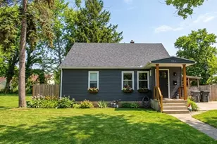 534 Humphrey St, South Haven, MI 49090 - Photo 1