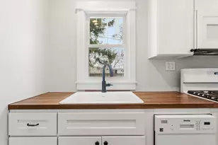 534 Humphrey St, South Haven, MI 49090 - Photo 9