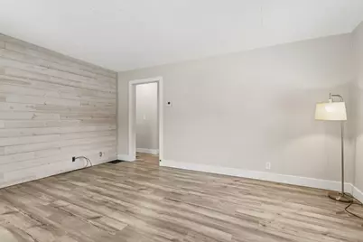 534 Humphrey Street, South Haven, MI 49090 - Photo 5