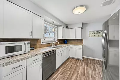 2910 Parchmount Avenue, Kalamazoo, MI 49004 - Photo 5