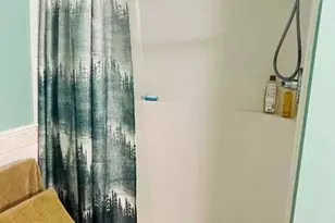 8185 Autumn Woods Tr, Ypsilanti, MI 48198 - Photo 9