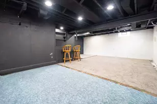 953 Lake Michigan Dr NW, Grand Rapids, MI 49504 - Photo 39