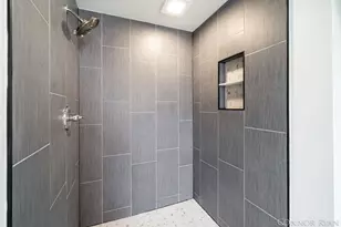 953 Lake Michigan Dr NW, Grand Rapids, MI 49504 - Photo 29