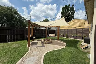 953 Lake Michigan Dr NW, Grand Rapids, MI 49504 - Photo 3