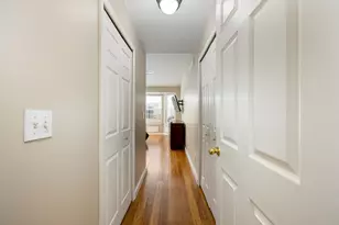 1877 N Kenwyck Dr, Ypsilanti, MI 48198 - Photo 15