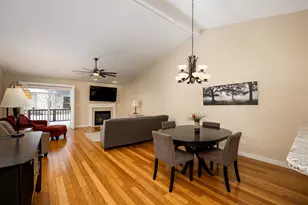 1877 N Kenwyck Dr, Ypsilanti, MI 48198 - Photo 11