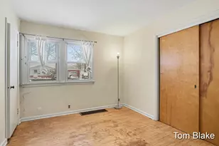 1736 Montague Ave, Muskegon, MI 49441 - Photo 11