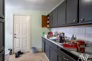 117 Deloney Ave SW, Grand Rapids, MI 49504 - Photo 19