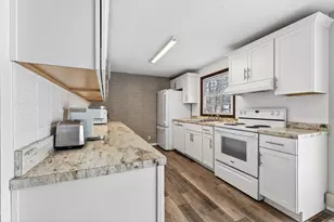 9063 Pinebrook Dr, Montague, MI 49437 - Photo 31