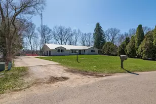 1017 Azaleamum Dr, Three Rivers, MI 49093 - Photo 59