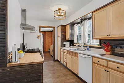 302 N Fulton Street, Cassopolis, MI 49031 - Photo 7