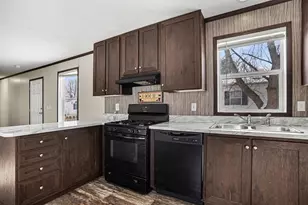 9045 4 Winds Ln W, West Olive, MI 49460 - Photo 5