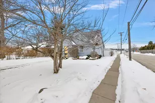 1342 Junction St, Plymouth, MI 48170 - Photo 9