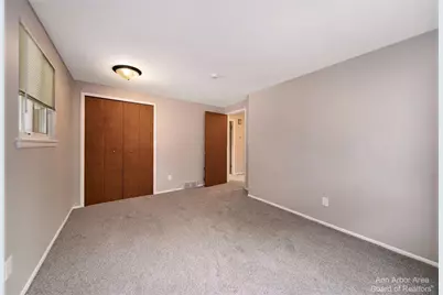 2923 Burlington Court, Ann Arbor, MI 48105 - Photo 9