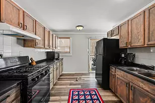 7 Riviera Dr N, Battle Creek, MI 49037 - Photo 7