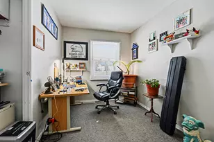 7 Riviera Dr N, Battle Creek, MI 49037 - Photo 5