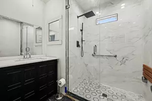 7 Riviera Dr N, Battle Creek, MI 49037 - Photo 3