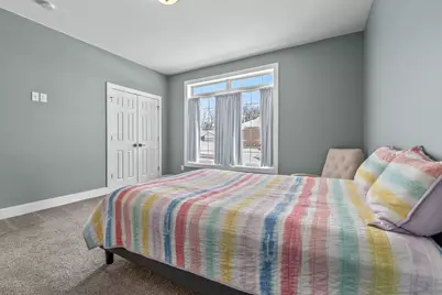 25 Hillsdale Commons Drive, Hillsdale, MI 49242 - Photo 29