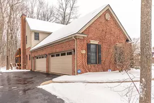 2040 Bay Hill Ct, Ann Arbor, MI 48108 - Photo 3