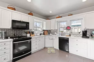 204 S Wisner St, Jackson, MI 49202 - Photo 21