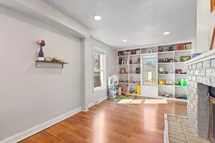 204 S Wisner St, Jackson, MI 49202 - Photo 11