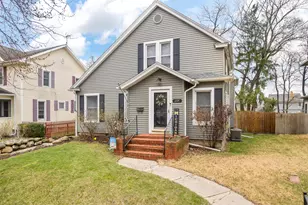 204 S Wisner St, Jackson, MI 49202 - Photo 3