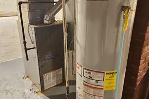 1002 Hazard Ave, Kalamazoo, MI 49048 - Photo 15